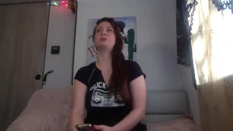 Snapshot of emerieskye chatting on 12, 12, 2024 EmerieSkye online show from 12, 12, 2024