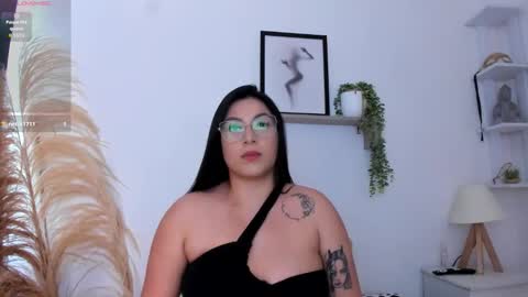 emi_carter online show from 15, 10, 2025