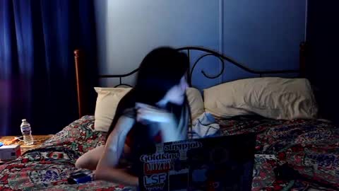 Snapshot of emi_dean87 chatting on 27, 9, 2025 Emi dean online show from 27, 9, 2025