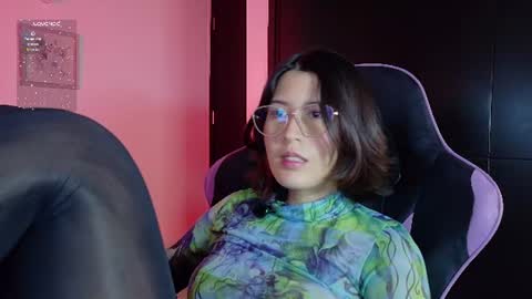     online show from 12, 6, 2026
