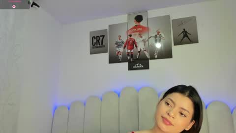 Snapshot of emiily_cooper01 chatting on 11, 3, 2026 EmilyCooper online show from 11, 3, 2026