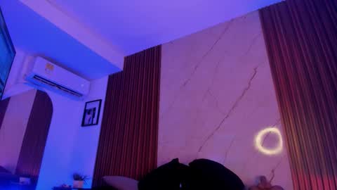 Snapshot of emiilycollins1 chatting on 14, 10, 2025 online show from 14, 10, 2025