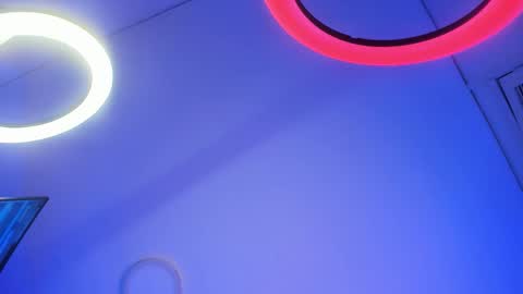 Snapshot of emiilycollins1 chatting on 22, 10, 2025 online show from 22, 10, 2025