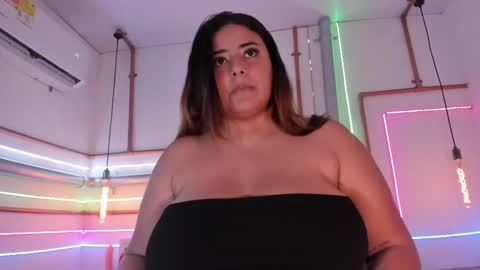 Emiily Grace online show from 21, 4, 2026