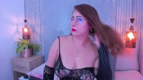 Snapshot of emili__hot chatting on 9, 1, 2026 Emily online show from 9, 1, 2026