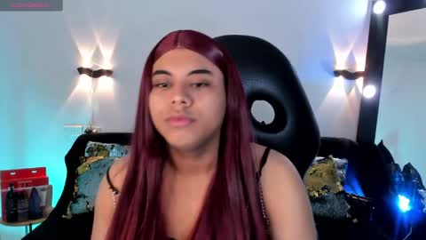 Emili roux online show from 25, 4, 2026