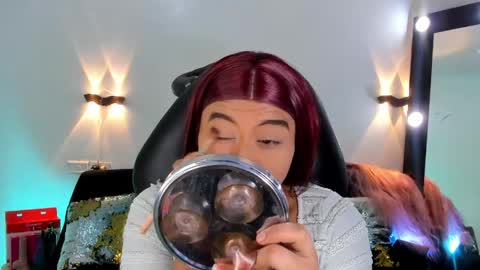 Emili roux online show from 26, 4, 2026