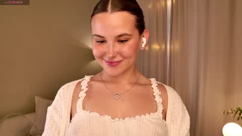 emilia_dream online show from 23, 6, 2026