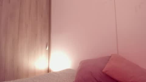 Snapshot of emilia_ghendle chatting on 2, 1, 2025 Emilia Big Boobs online show from 2, 1, 2025