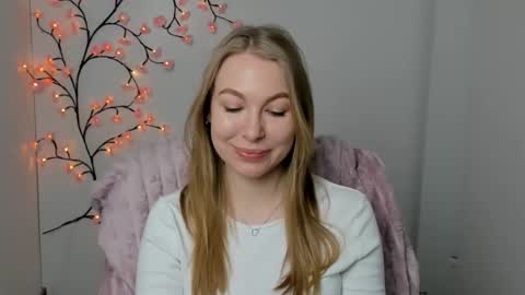 Emilia online show from 18, 12, 2025