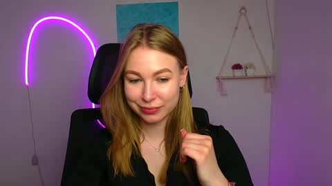 Emilia online show from 7, 4, 2026