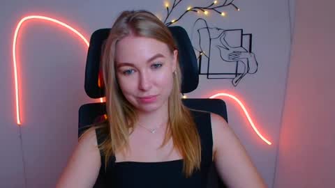 Emilia online show from 19, 7, 2026