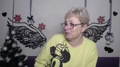 EmiliaGree online show from 14, 12, 2025