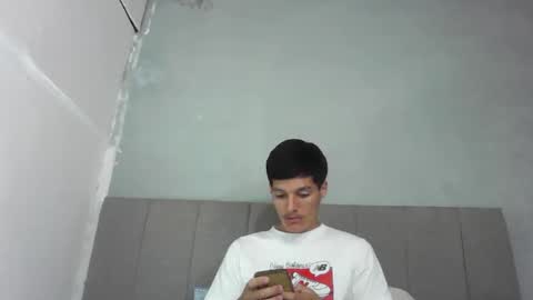 FuegoLatino online show from 12, 4, 2026