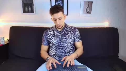EMILIOCUM online show from 1, 7, 2026