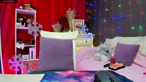 Emiliya online show from 8, 12, 2024