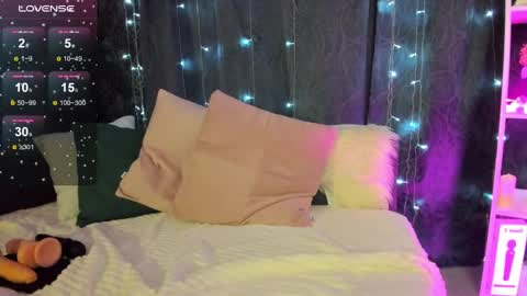 Emiliya online show from 25, 1, 2025