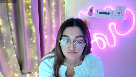 Emiliya online show from 12, 3, 2025