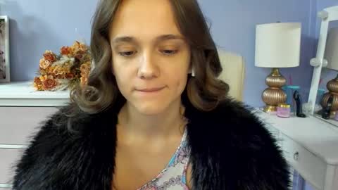 Emilly online show from 5, 3, 2026