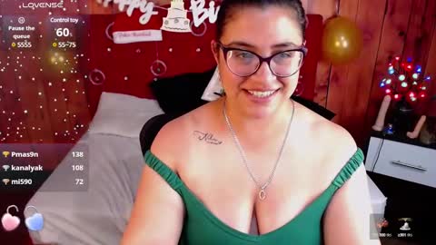 emilly_stones_ online show from 30, 12, 2024