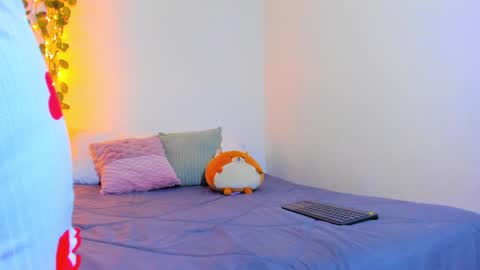 emilly online show from 6, 2, 2025