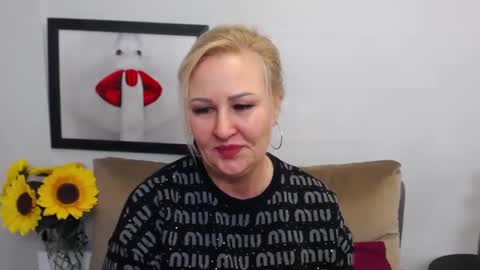 EmillyLove online show from 5, 3, 2025