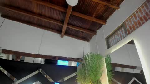 Emily  online show from 22, 4, 2026