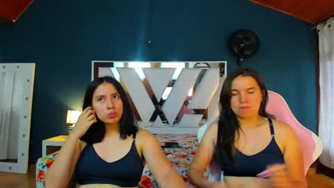 Emily and Soffy online show from 18, 4, 2026
