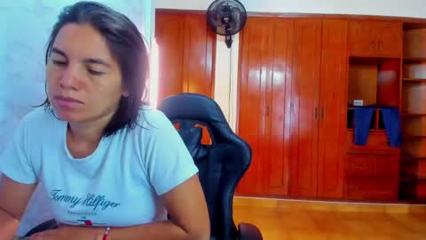 Emily and Soffy online show from 5, 6, 2026