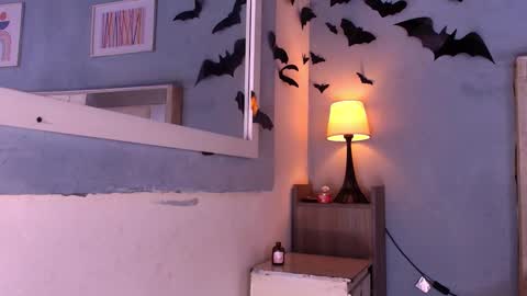 emily_castillo1_ online show from 11, 11, 2025