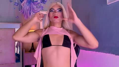 emily_castillo1_ online show from 9, 6, 2026