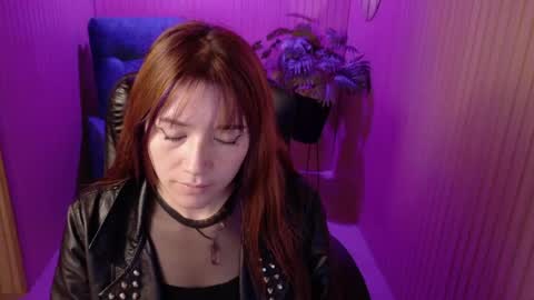 Snapshot of emily_cherry_ chatting on 13, 4, 2026 Emily Cherry online show from 13, 4, 2026