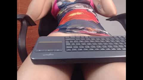 emily_coopeer1 online show from 5, 2, 2025
