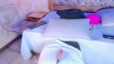 emily_dempsey online show from 25, 4, 2026