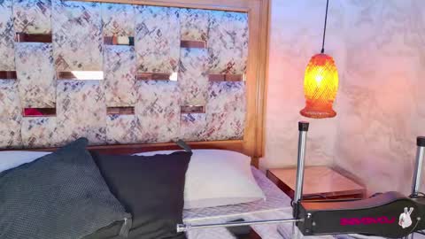 emily_dempsey online show from 27, 4, 2026