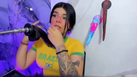 emily_evol online show from 23, 4, 2026