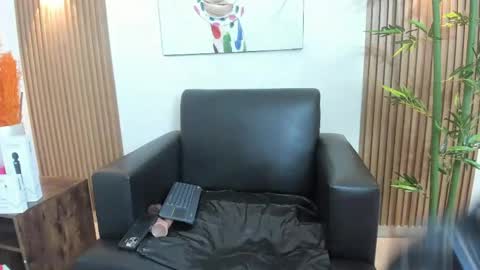 emily_frostt online show from 25, 4, 2026