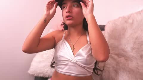 mily online show from 22, 4, 2026