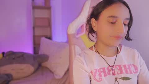 Snapshot of emily_jonexs_ chatting on 9, 6, 2026 mily online show from 9, 6, 2026