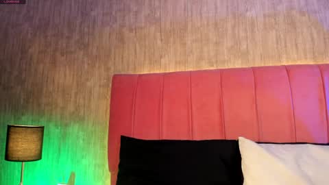 Snapshot of emily_klarence chatting on 27, 5, 2026 Emily online show from 27, 5, 2026