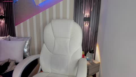 Emily online show from 8, 2, 2025