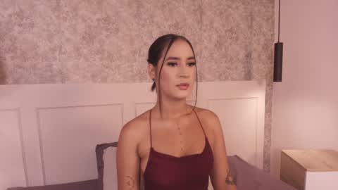 Snapshot of emily_luve chatting on 17, 7, 2026 emily_luve online show from 17, 7, 2026