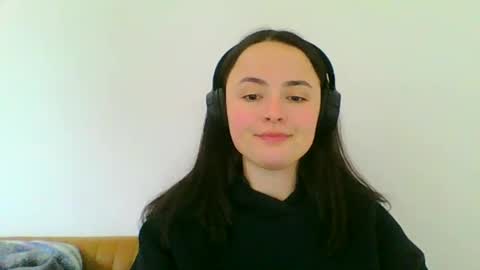 emily_morning_dew online show from 22, 1, 2025