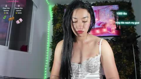 emily_palmeer online show from 25, 4, 2026