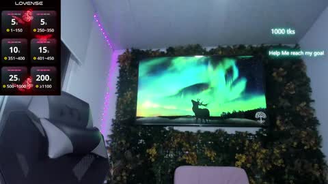 emily_palmeer online show from 8, 6, 2026