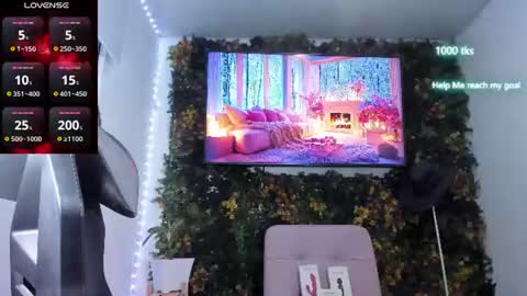 emily_palmeer online show from 10, 6, 2026
