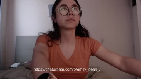 emily_pearl_ online show from 2, 2, 2025