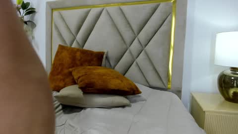 Emily online show from 31, 12, 2024