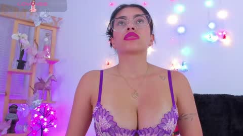 Emily online show from 14, 12, 2024