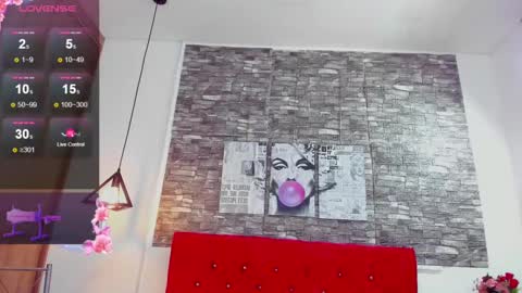 Snapshot of emily_sc chatting on 8, 1, 2025 emily_sc online show from 8, 1, 2025